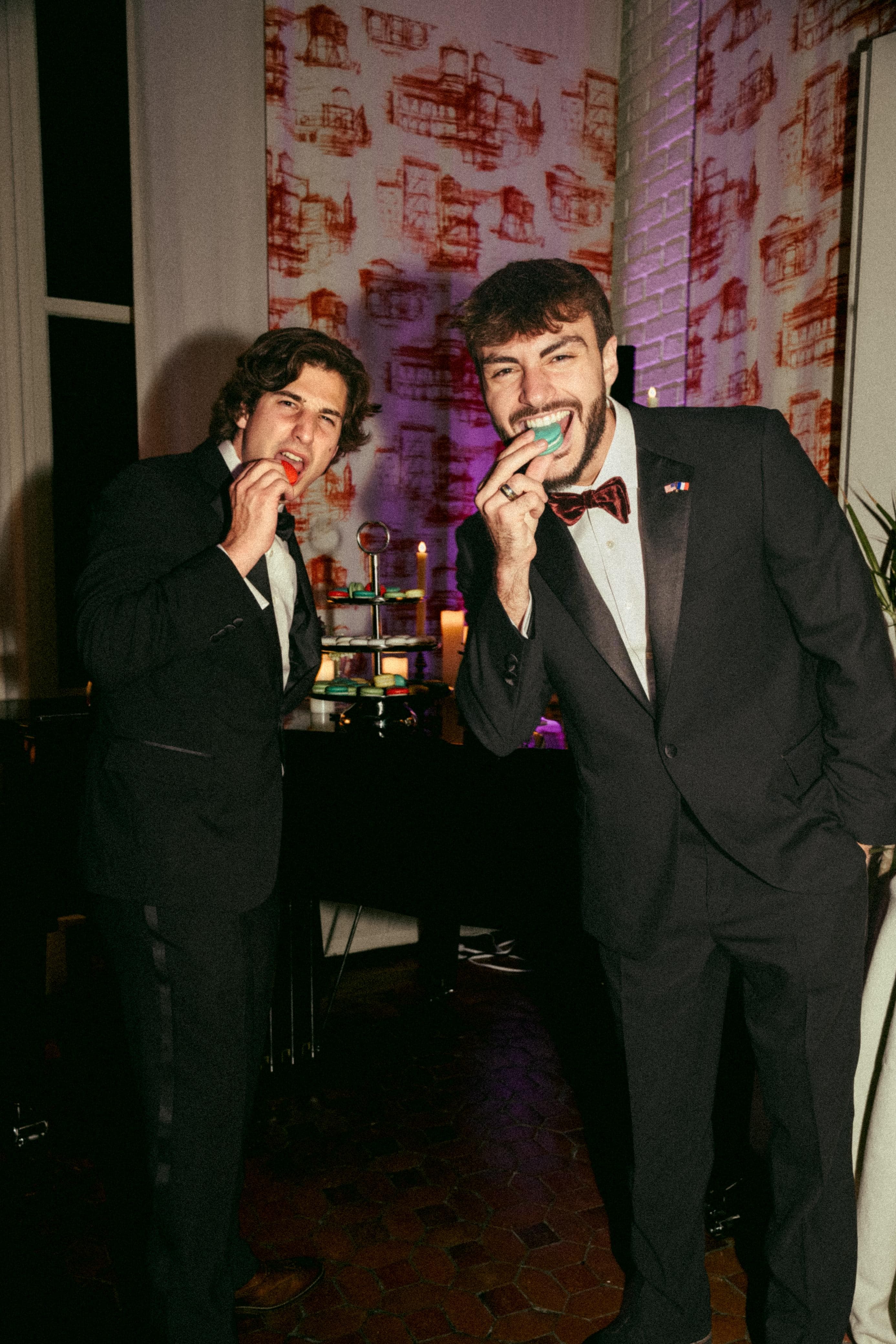 Alex and Tom, AT Frenchies